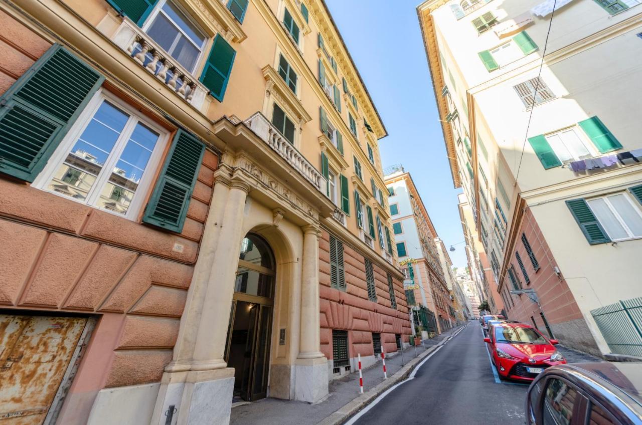Joivy Colorful Apt For 6, 5 Mins From Piazza Corvetto Apartment