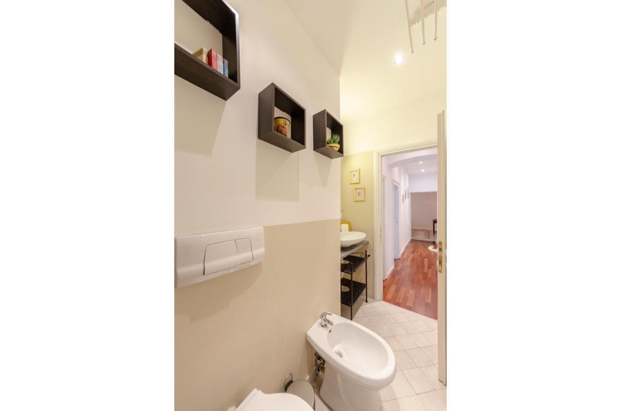 Joivy Colorful Apt For 6, 5 Mins From Piazza Corvetto