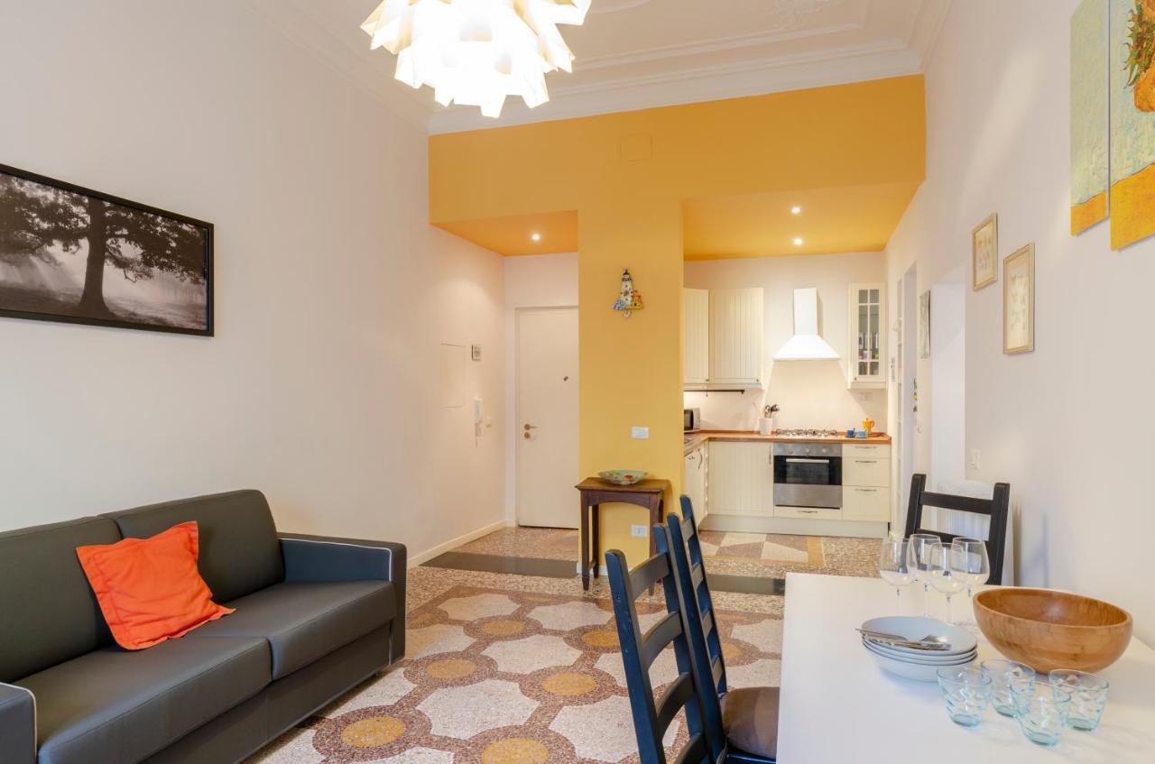 Apartment Joivy Colorful Apt For 6, 5 Mins From Piazza Corvetto