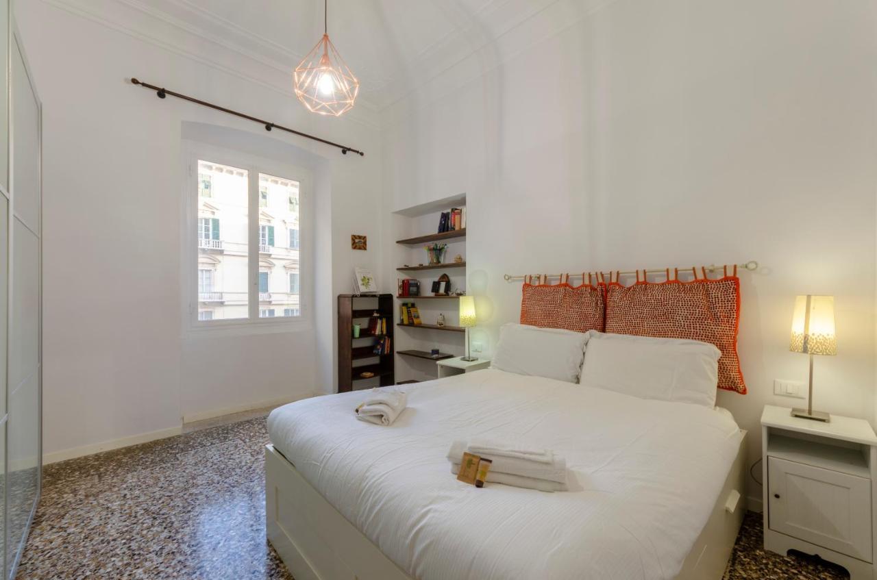 Joivy Colorful Apt For 6, 5 Mins From Piazza Corvetto Apartment Genua