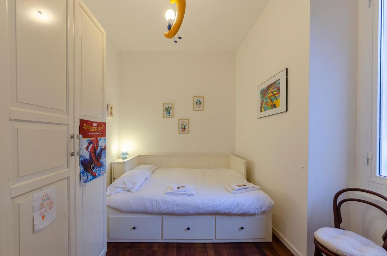 Apartment Joivy Colorful Apt For 6, 5 Mins From Piazza Corvetto