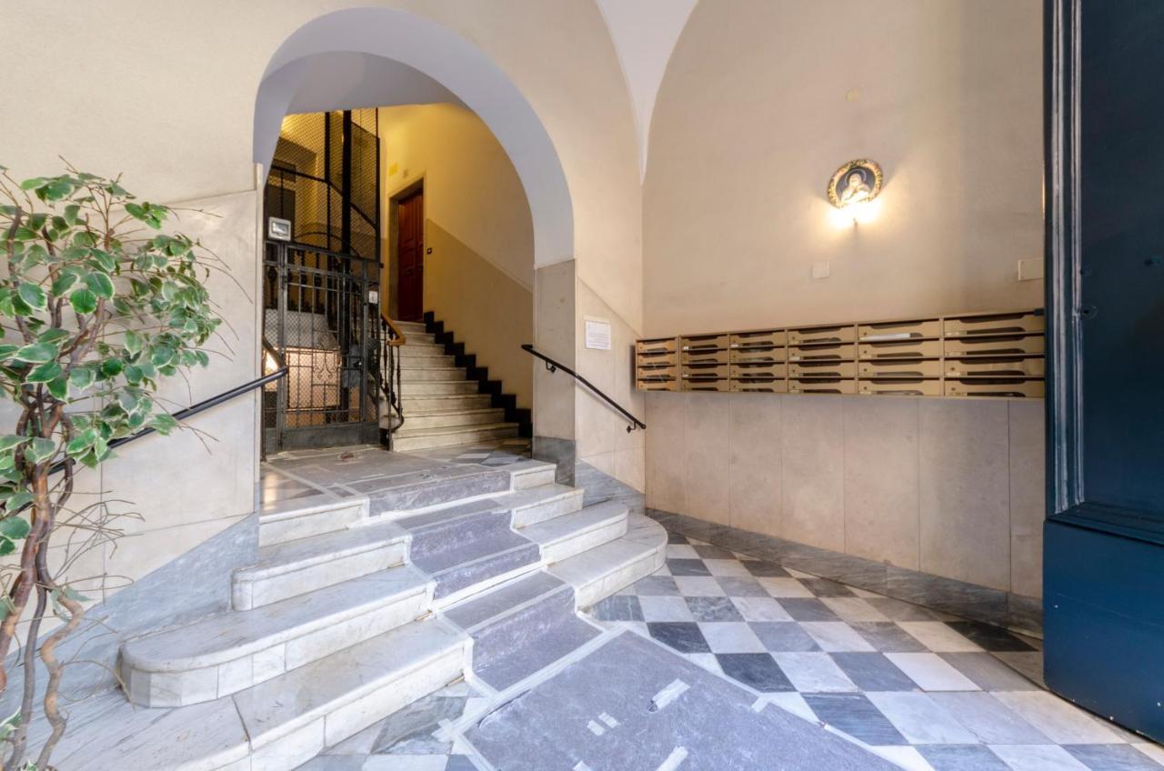 Joivy Colorful Apt For 6, 5 Mins From Piazza Corvetto Genua